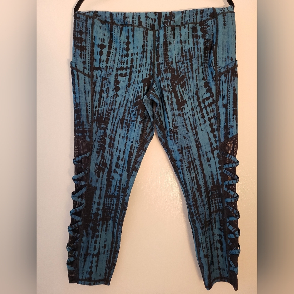 Blue and Black Patterned Leggings